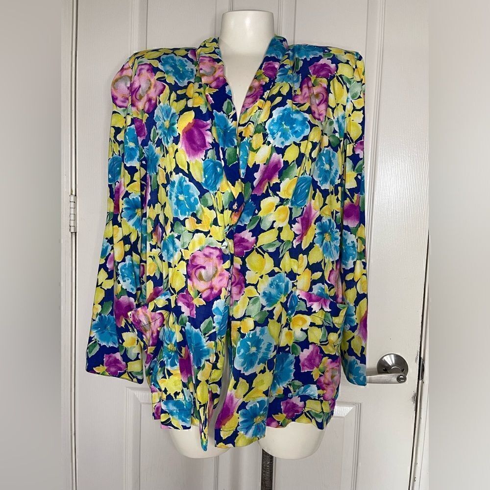Vintage impressions floral lightweight blazer size medium
